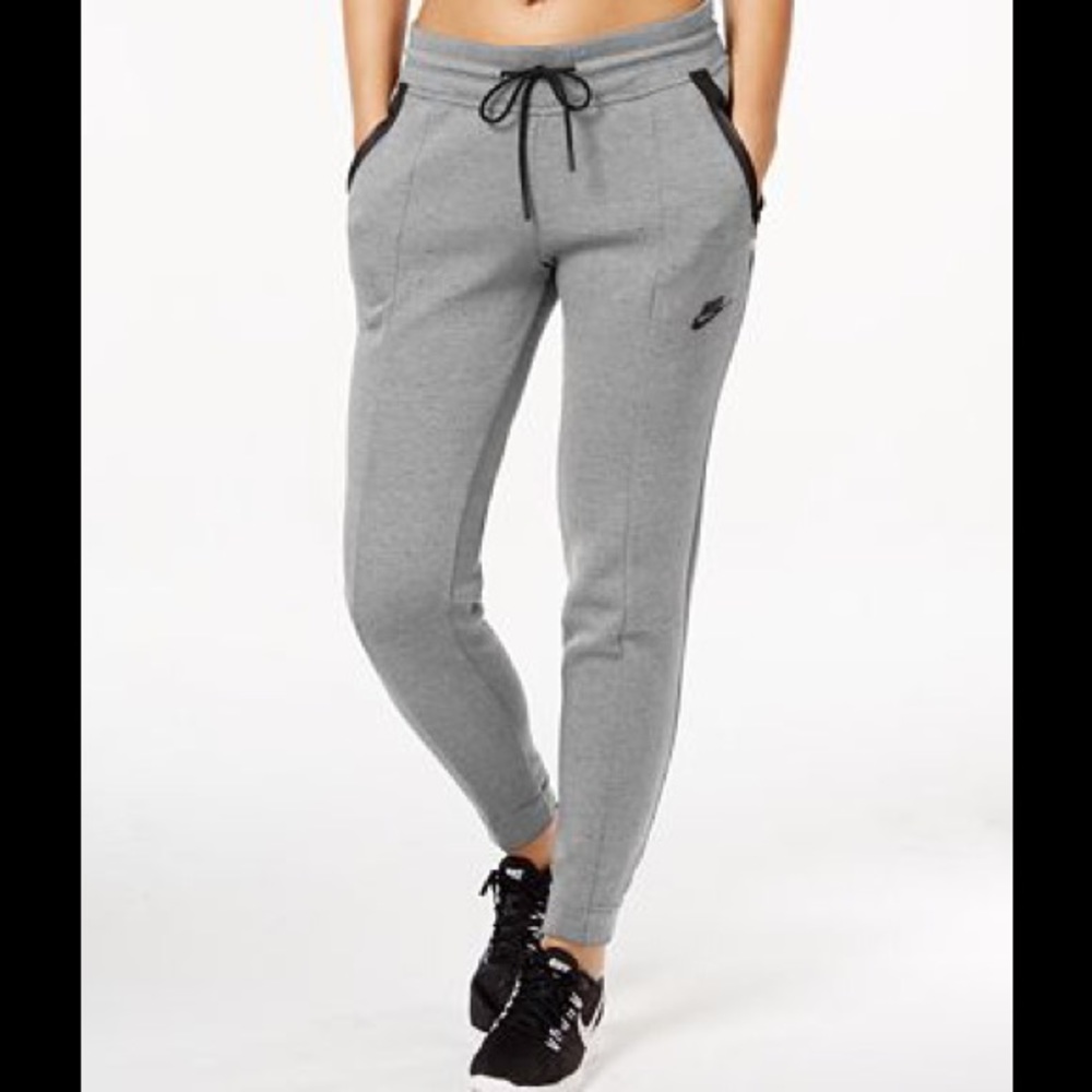 Nike Tech Fleece Sweatpants