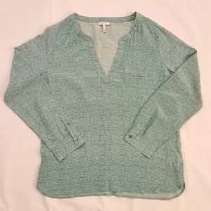 Joie Marsher textural green print blouse M Joie Marsher textural green print blouse M