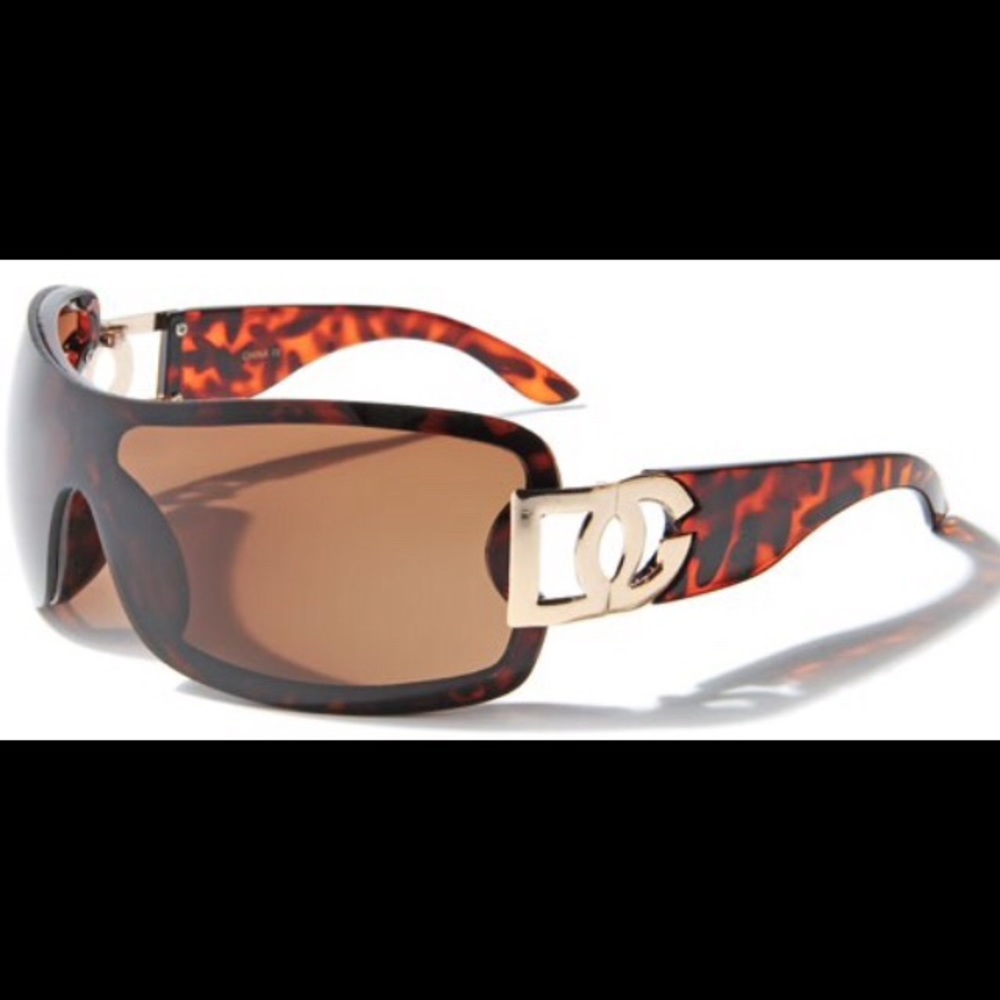 Women’s sunglasses