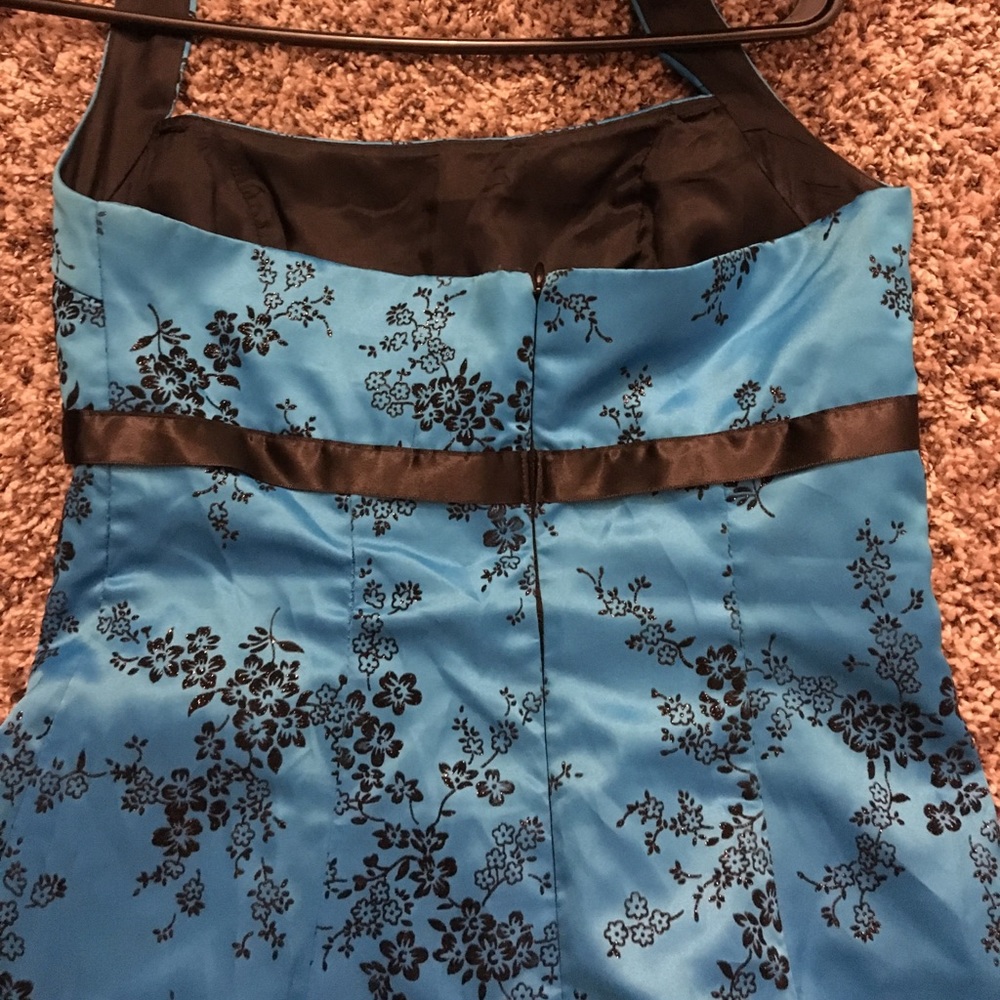 Blue Glitter Floral Halter Formal Dress - Picture 6 of 8