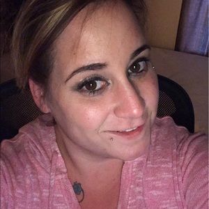 Meet your Posher, Deanna