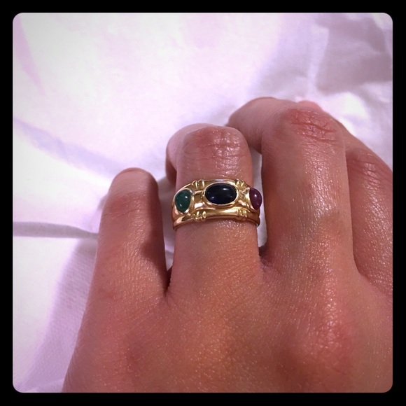 Jewelry - 14K Solid Yellow Ring with Stones!