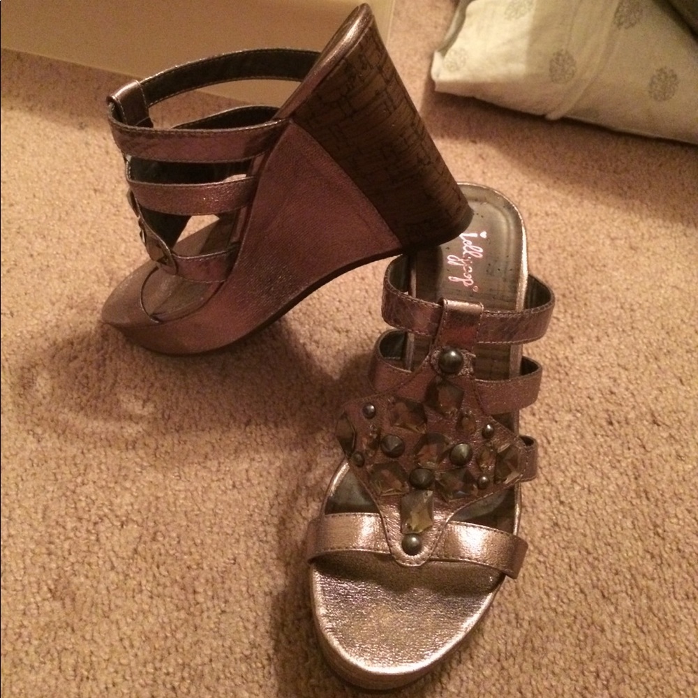 Shockingly very comfy wedges!