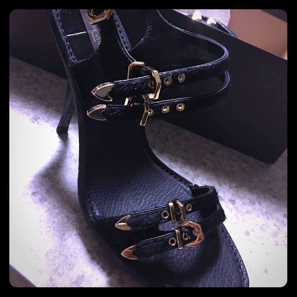 Louis Vuitton Tupelo Buckle Heels