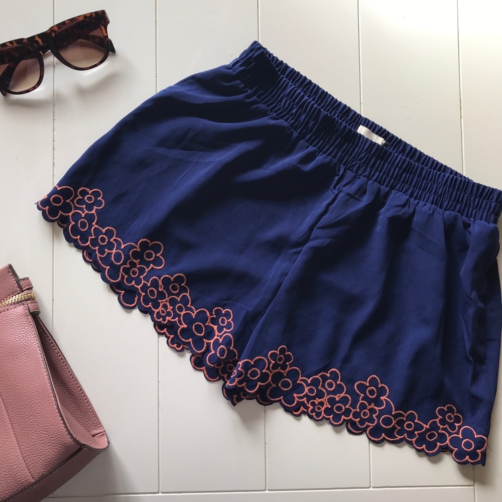 ❌SOLD❌ Nordstrom/Fifty Street - Scalloped Shorts - Picture 1 of 5