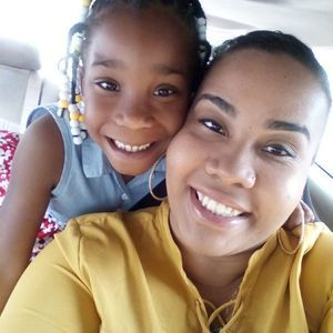 Meet your Posher, Lanise