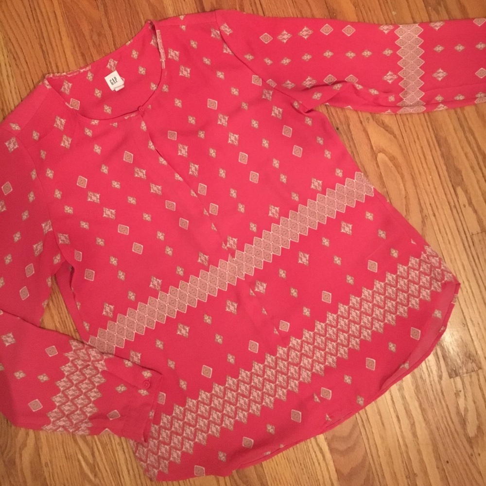 pink & tan gap blouse