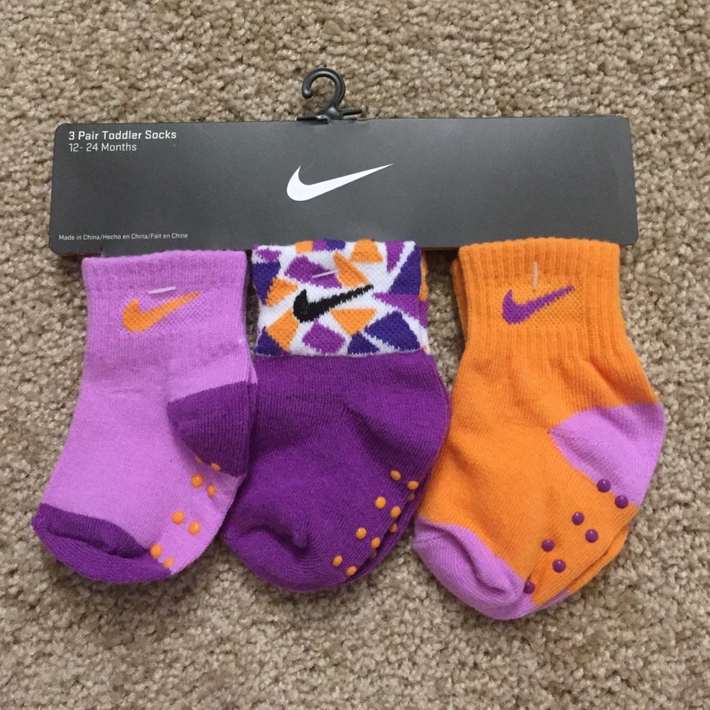 💕 Nike toddler socks 3 pair 💕