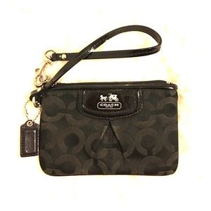 Coach clutch/wristlet