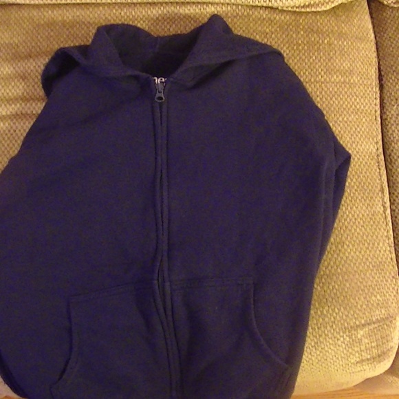 Sweatshirt - Picture 4 of 4