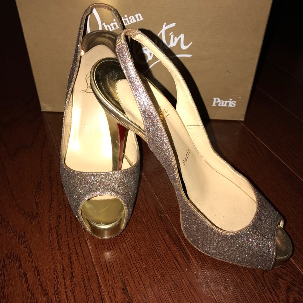 Beautiful glitter Christian Louboutins. 38
