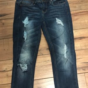 Dollhouse Skinny Distressed Jeans.  Size 3. EUC
