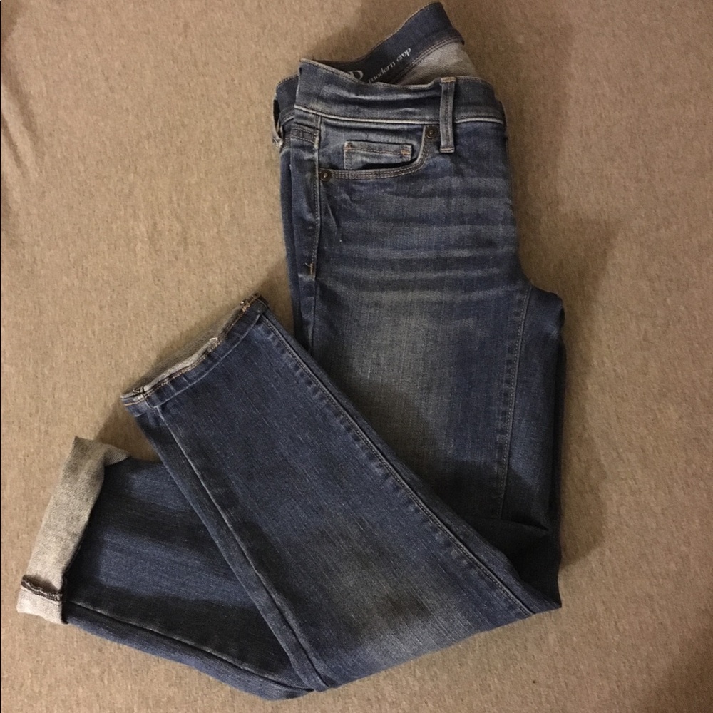 LOFT modern skinny cuffed crop