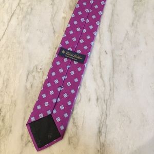 Brooks Brothers tie