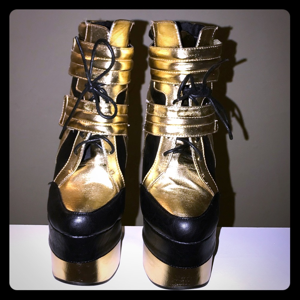 Mona Mia Wedges Heel Less GOLD