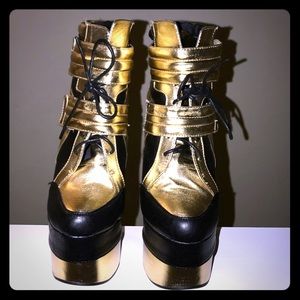 Mona Mia Wedges Heel Less GOLD