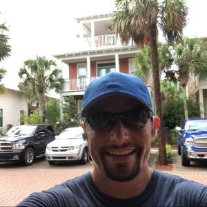 Meet your Posher, Mayco