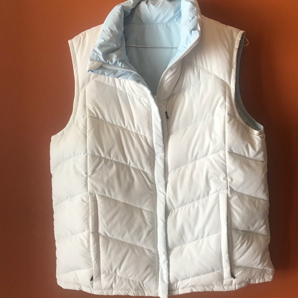 Reversible Columbia vest sz L 🔄
