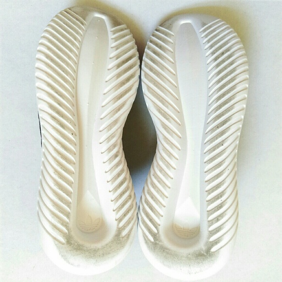 ⛔️SOLD⛔️Adidas Tubular Viral - Picture 4 of 6