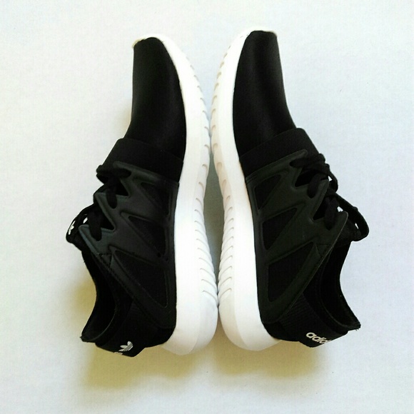 ⛔️SOLD⛔️Adidas Tubular Viral - Picture 6 of 6