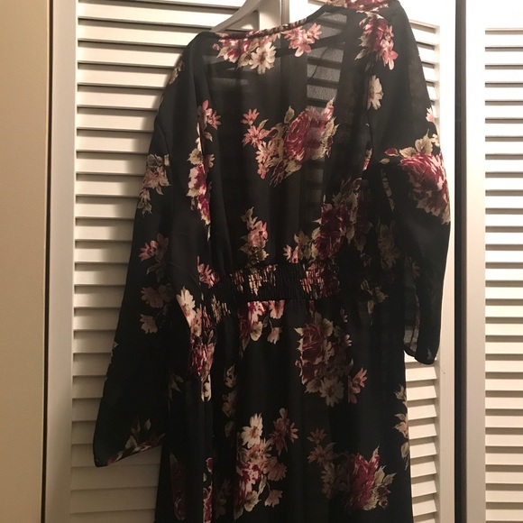 Cardigan - Picture 2 of 3