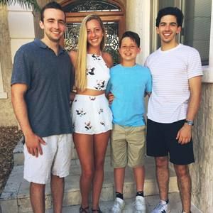 Meet your Posher, Emma