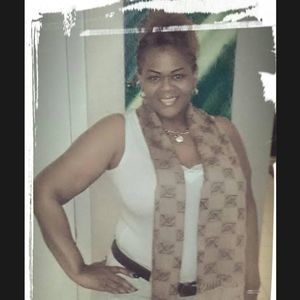 Meet your Posher, Cassandra