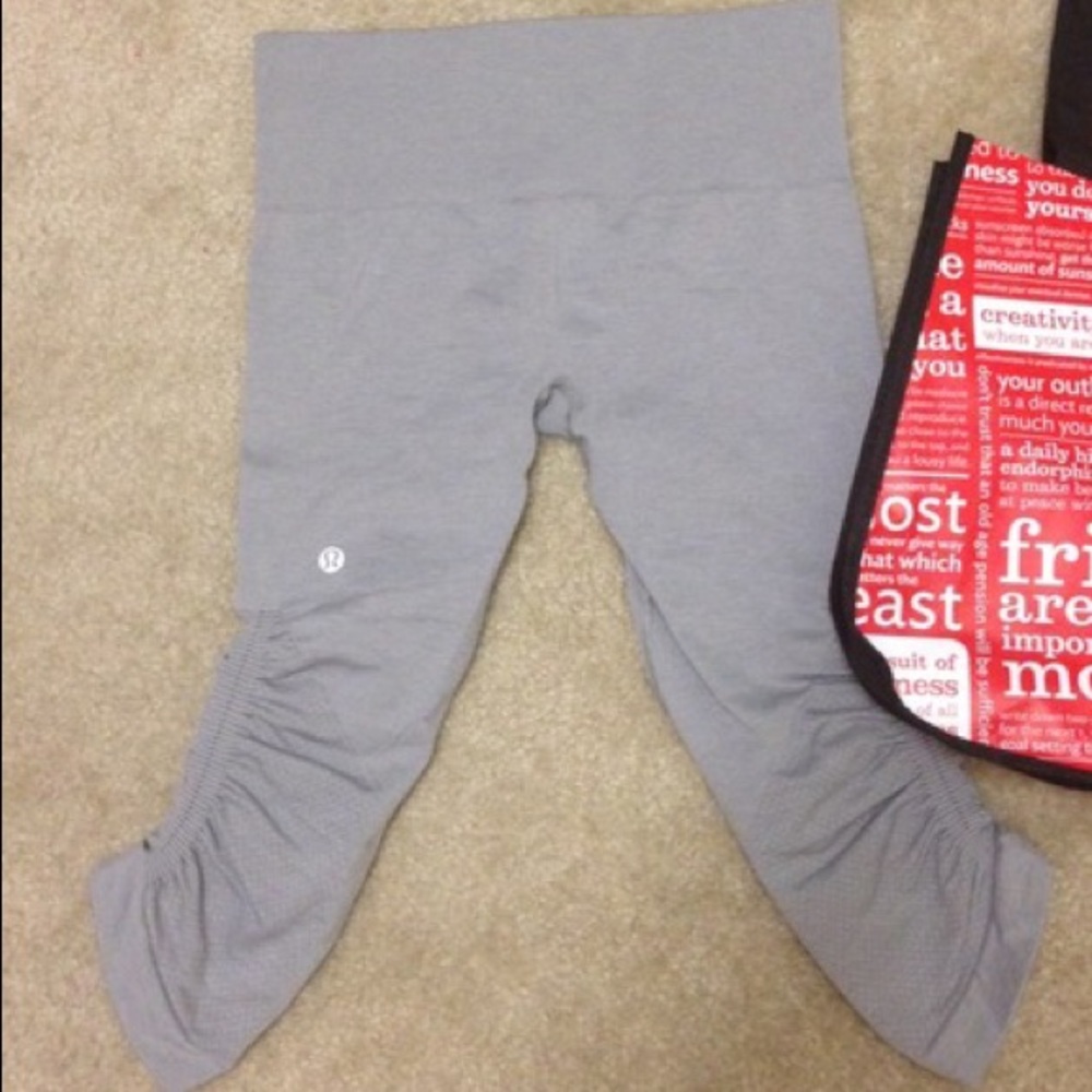 Lululemon In The Flow Crop