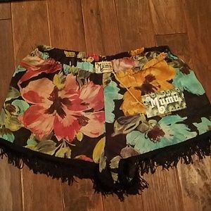 Show me your mumu shorts