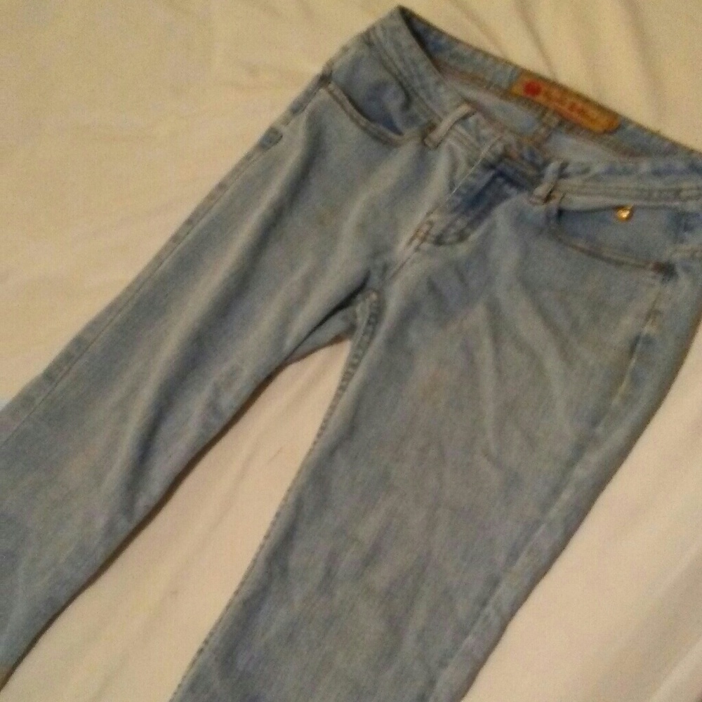 Apple bottom jeans