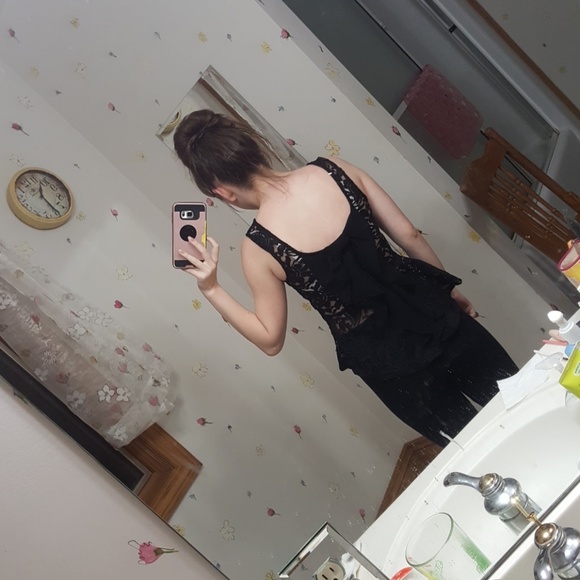 Black lace top - Picture 2 of 2