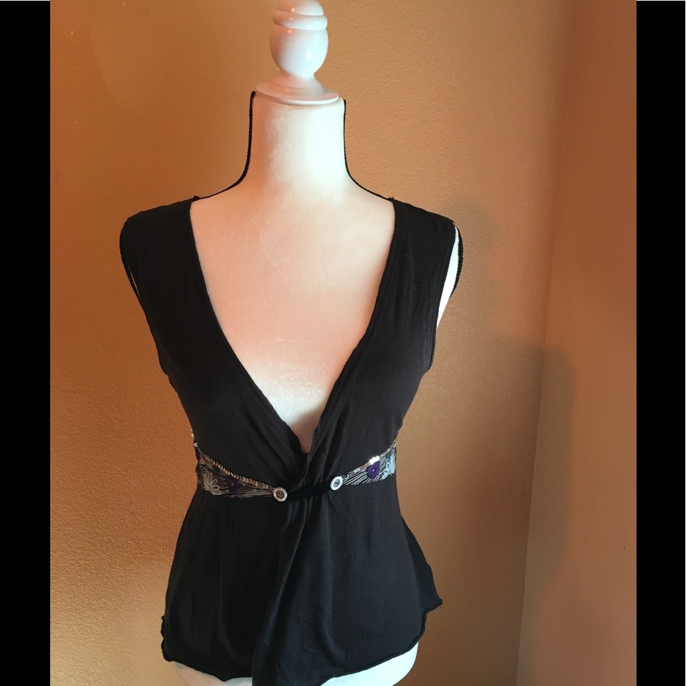 Free People feminine and sexy top!
