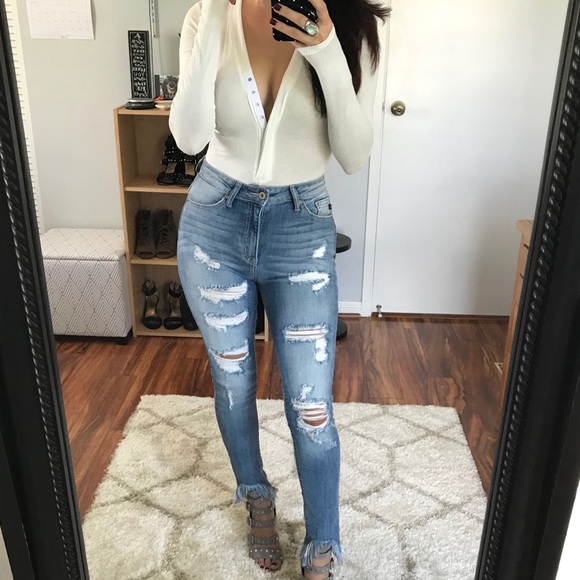 Last 1 • Nikki Ankle Frayed High Waist Skinny Jean - Picture 6 of 6