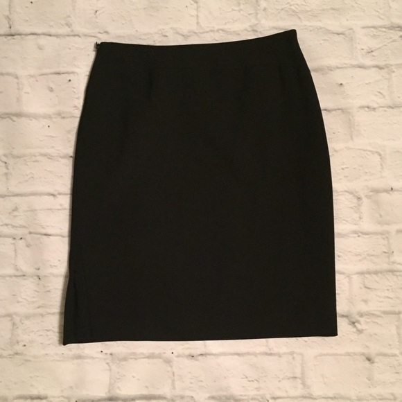 Ann Taylor Classic Black Knee-length Skirt - Picture 4 of 5