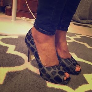 Nine West calf hair Pumps