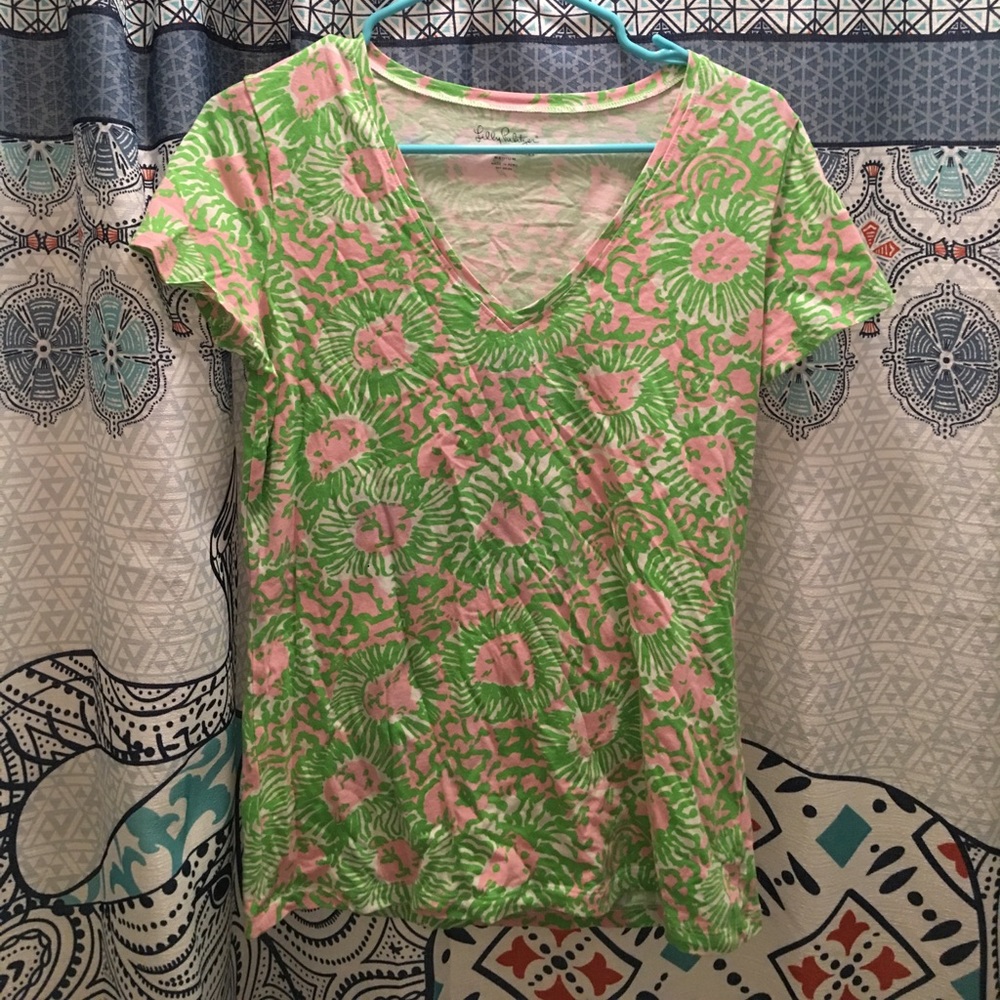 Lilly Pulitzer Tee-Please Read Description
