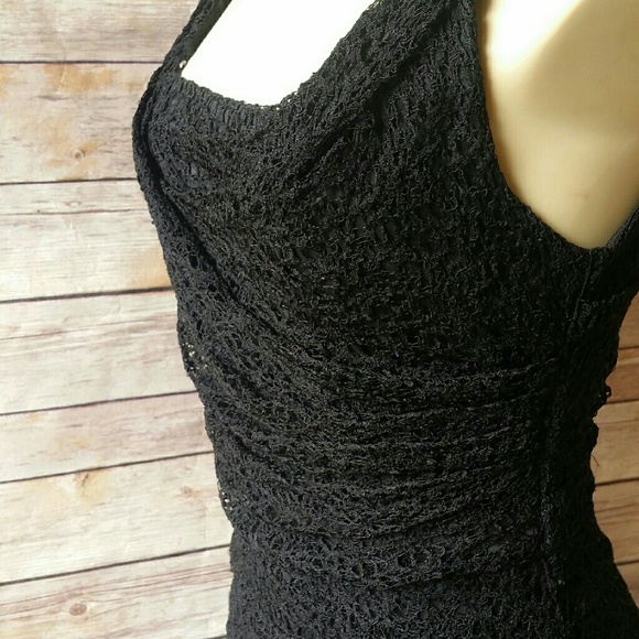 Express Ruched Lace Little Black Dress Size 2 - Picture 5 of 6
