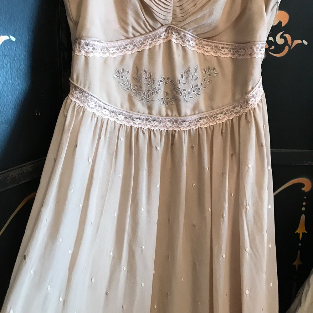Girly, vintage style cocktail dress - Picture 3 of 8