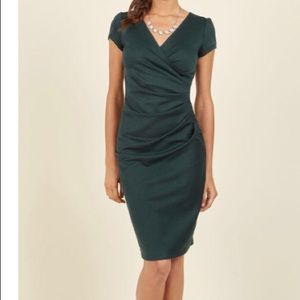 Modcloth ‘I Think I Can’ Sheath Dress in Pine