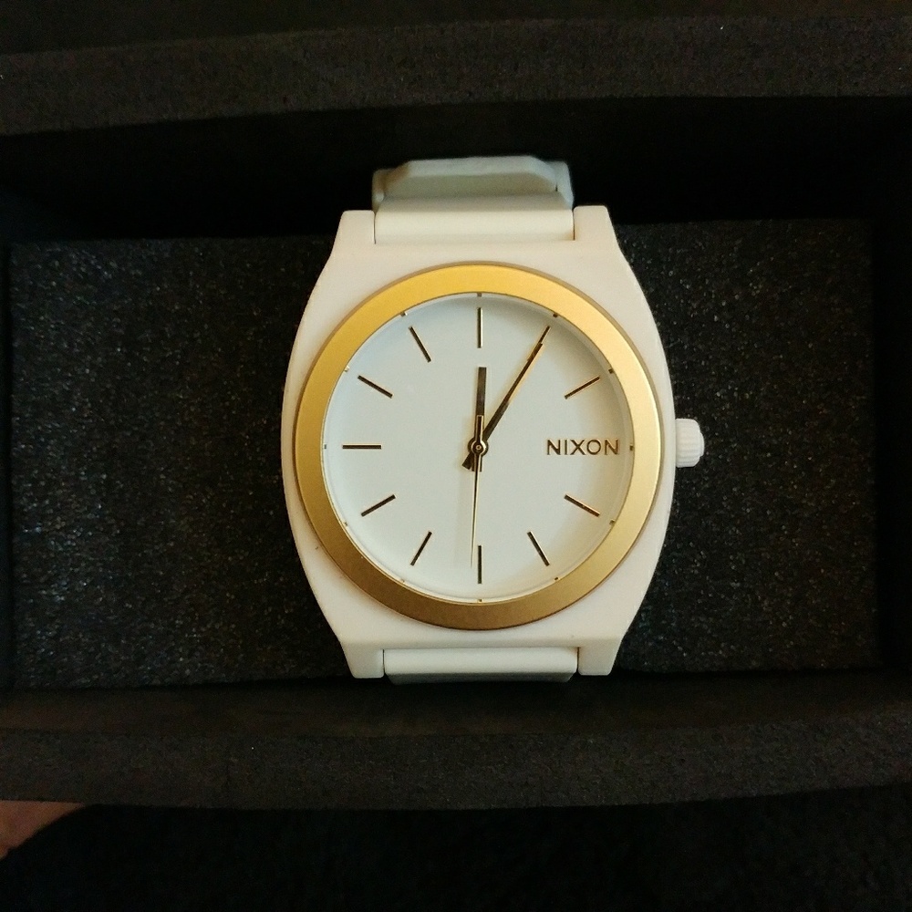 Nixon Time Teller P