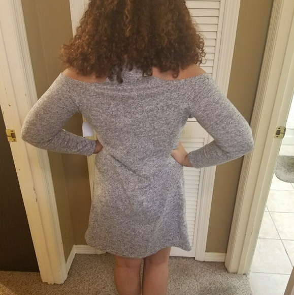 Dress - Picture 5 of 6