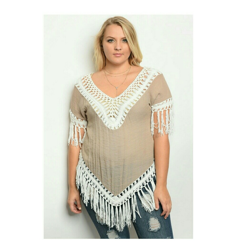 Plus size short sleeve crochet  top