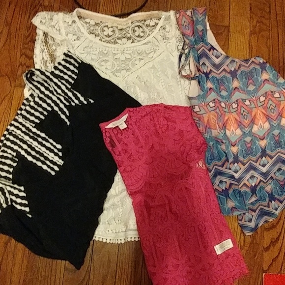 Nice clothes - Picture 4 of 8