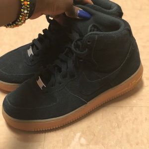 Nike women’s Air Force 1 hi Suede