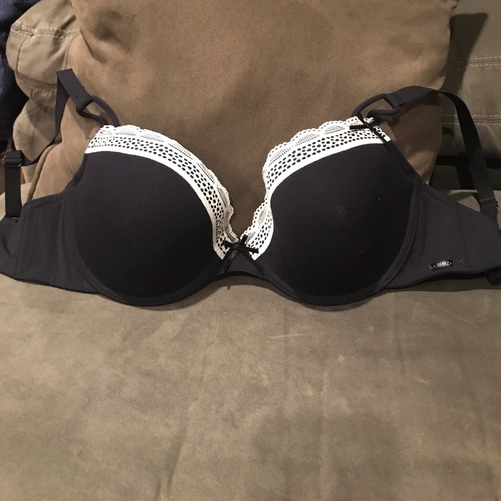 La Senza 34E black plunge bra