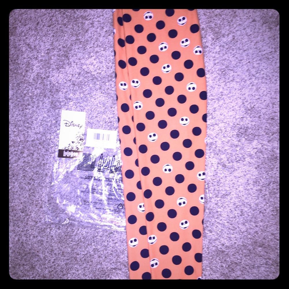 LuLaRoe nightmare before Xmas leggings OS NWT