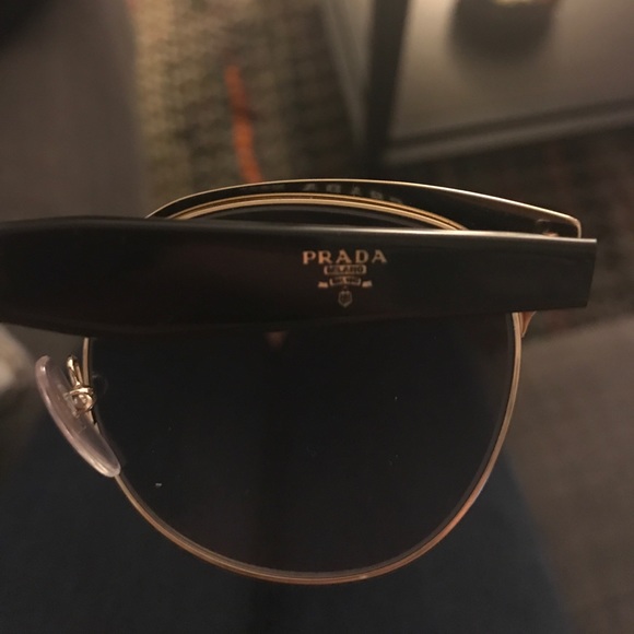 BNIB Authentic Prada Sunglasses - Picture 4 of 7