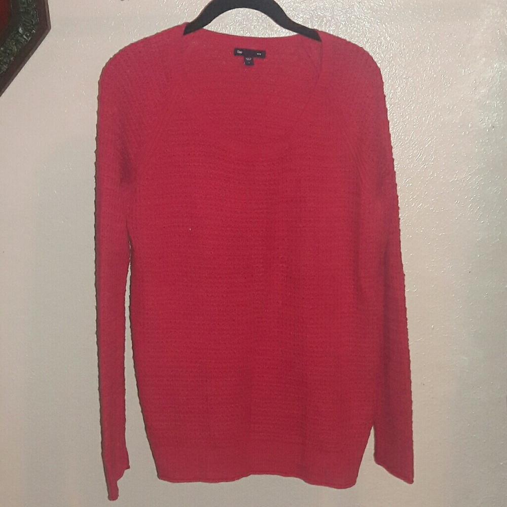GAP pink sweater