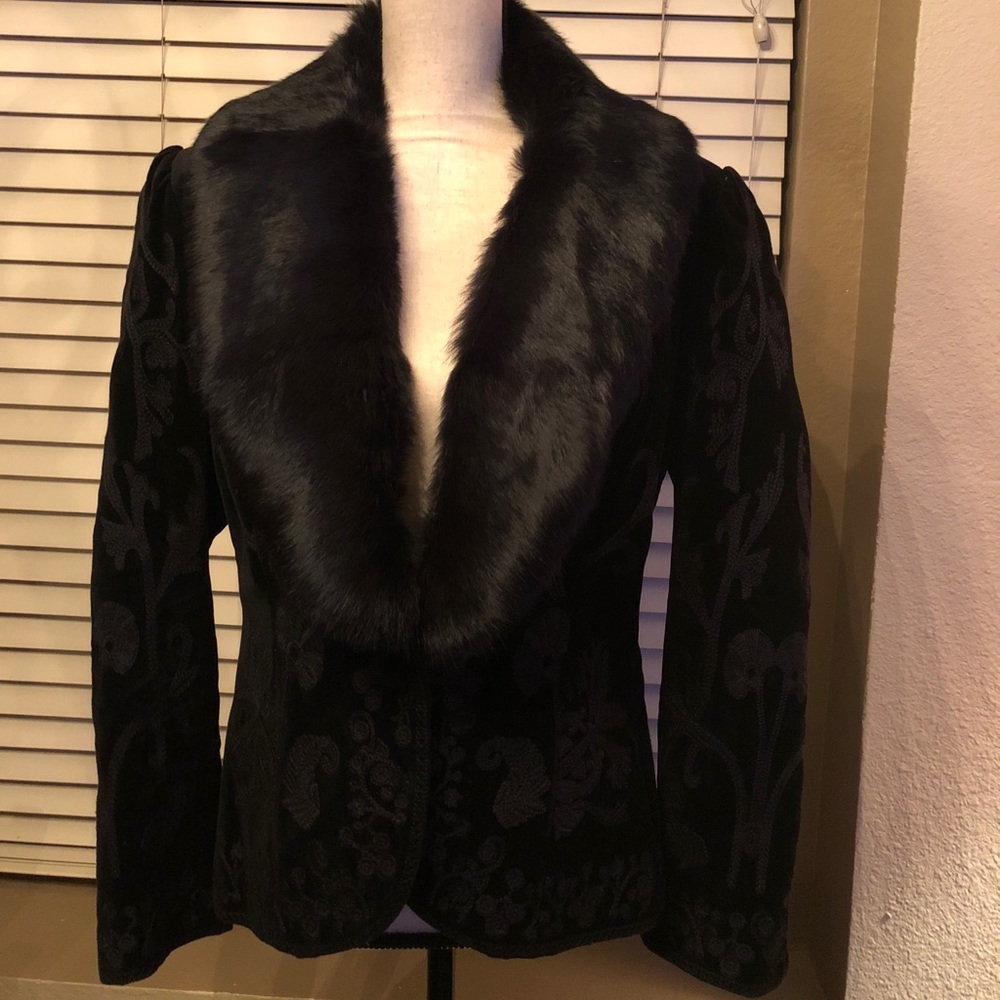 Gorgeous black jacket.