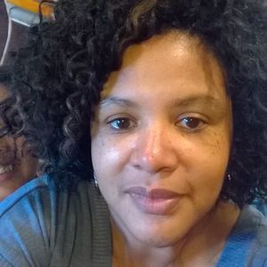 Meet your Posher, Cynthia